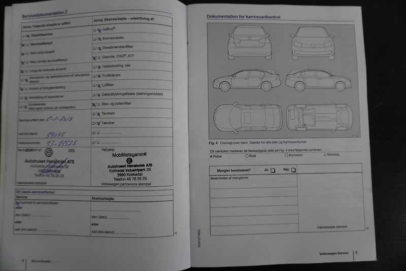 Volkswagen Passat 2.0TDi HIGHLINE DSG - fotka 34 z 42