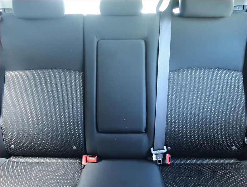 Mitsubishi ASX (2015) Intense 1.8 DI-D MIVEC - fotka 10 z 15
