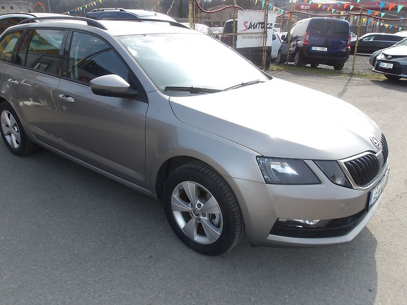 Škoda Octavia 1,5TSi DSG ! NAJ.9600km !!! - fotka 3 z 28