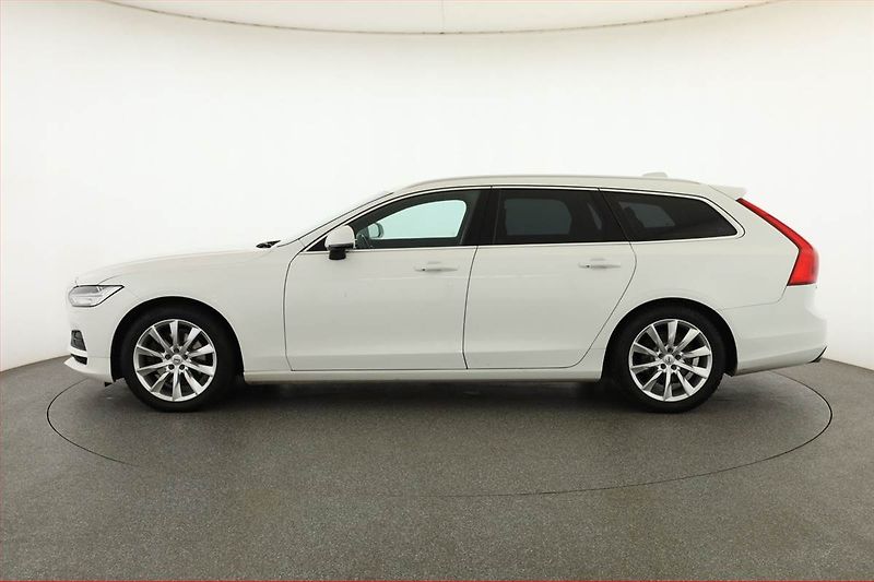 Volvo V90 (2017) D4, Automat, Serv.kniha, Kůže - fotka 3 z 19