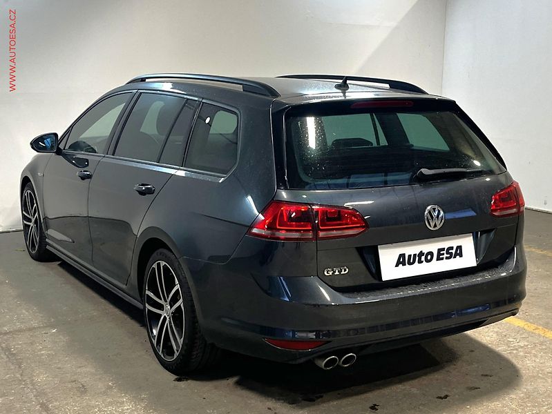 Volkswagen Golf (2016) 2.0 TDi, GTD, bixen, navi - fotka 6 z 17