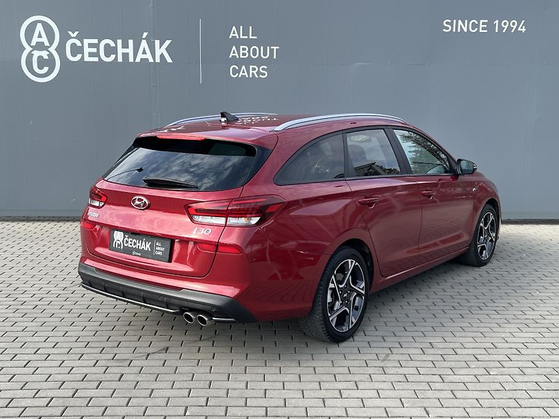Hyundai i30 (2022) 1.0T-GDI*N-Line* - fotka 5 z 42