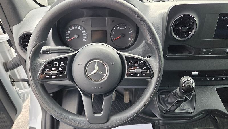 Mercedes-Benz Sprinter 317 CDI/L, kamera 360° MBUX - fotka 11 z 18