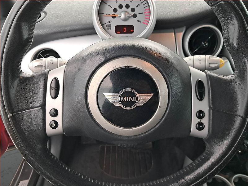 Mini Ostatní (2005) Cooper, Vyhř. sedaček - fotka 17 z 18