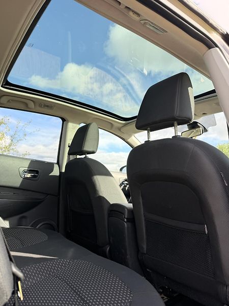 Nissan Qashqai (2008) - fotka 15 z 28