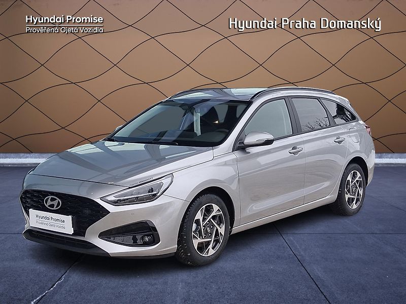 Hyundai i30 kombi 1.5i MT Family - fotka 2 z 8