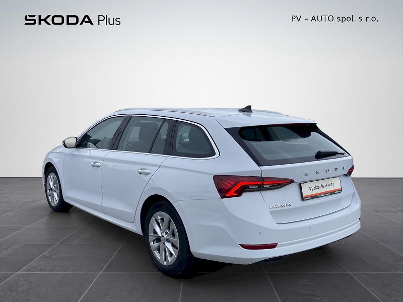 Škoda Octavia (2023) 2.0 TDI 110kW DSG Style Plus c - fotka 30 z 35