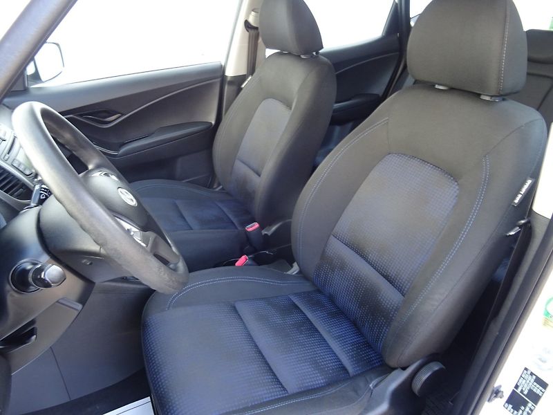 Hyundai ix20 (2011) 1.4i,66kW,1majČR,klima - fotka 8 z 23