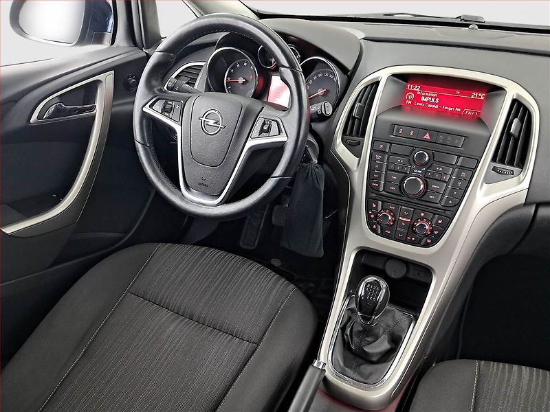Opel Astra (2011) 1.4 T, po STK, jezdí výborně - fotka 7 z 16