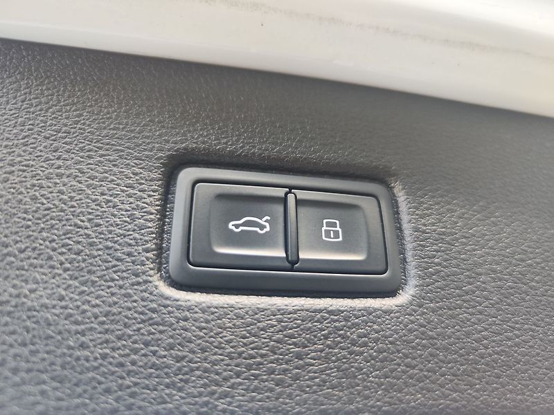 Audi Q7 3.0 TDI/200kW S-Line ČR Quattr - fotka 10 z 41