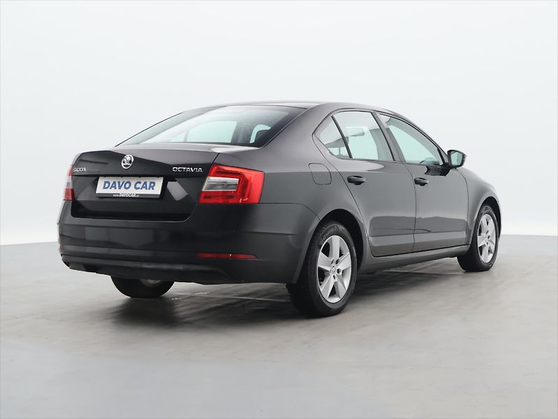 Škoda Octavia 1,6 TDI 85kW CZ Ambition 2.Maj - fotka 7 z 32