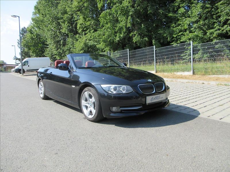 BMW Řada 3 325i 160Kw, Navi, 97 tis. Km. - fotka 7 z 42