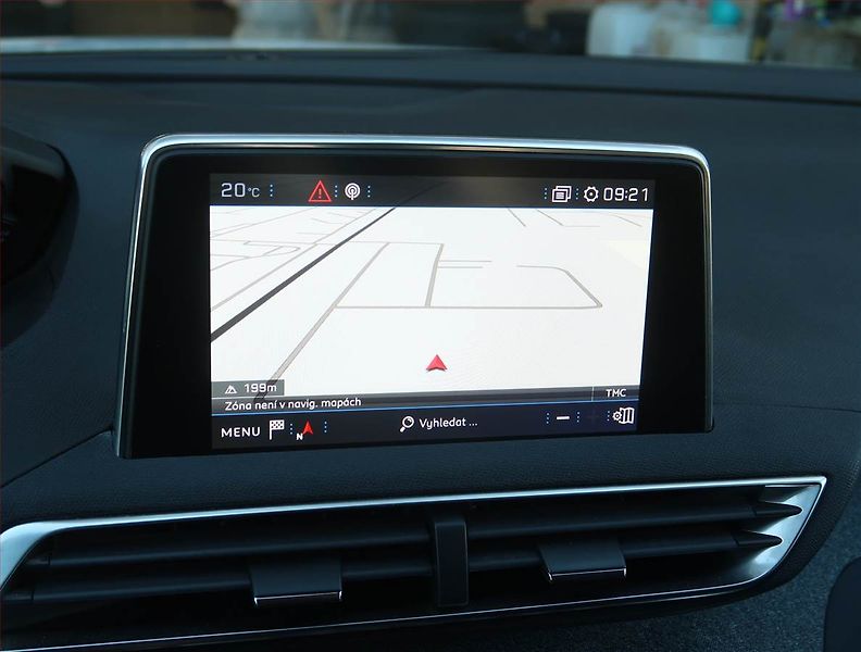 Peugeot 5008 (2018) Allure 1.6 THP, Automat - fotka 21 z 22