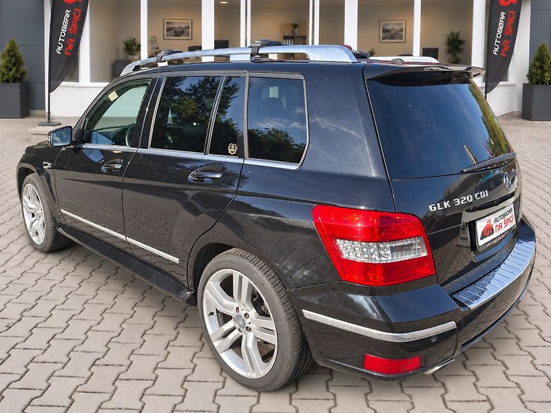 Mercedes-Benz GLK (2009) 320CDI 165kW 4MATIC -NOVÉ V ČR - fotka 6 z 33