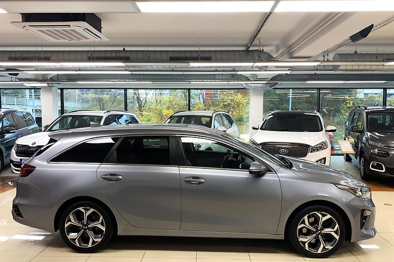 Kia Ceed 1,4 T-GDi Exclusive DCT, ČR - fotka 7 z 25