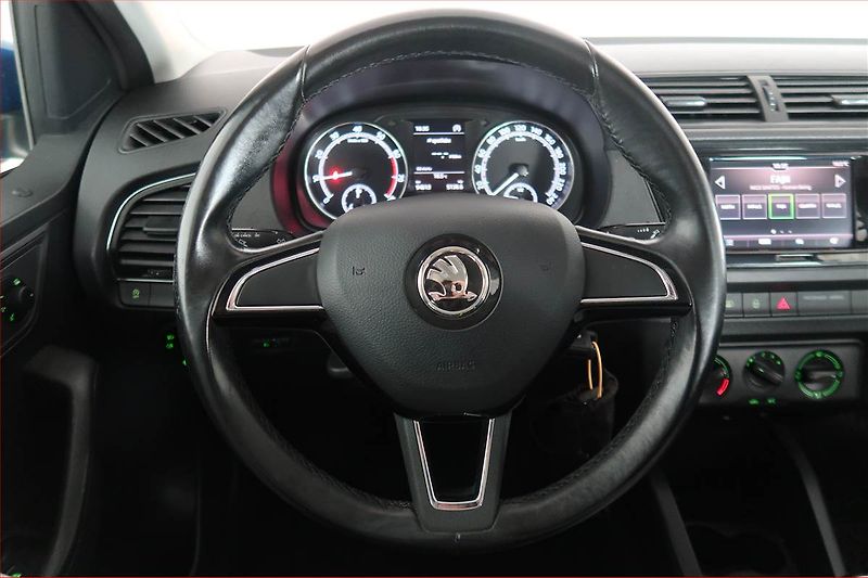 Škoda Fabia (2019) Ambition Plus 1.0 TSI - fotka 16 z 17