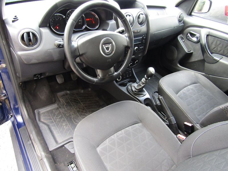 Dacia Duster (2014) 1.6 16V 77kW 4X4 - fotka 13 z 37