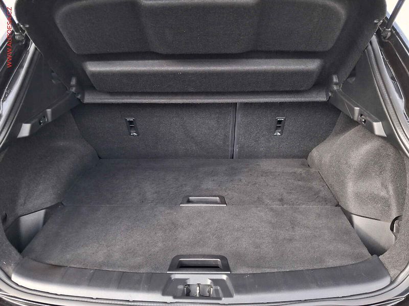 Nissan Qashqai (2014) 1.2 DiG-T, Acenta, navi - fotka 7 z 17