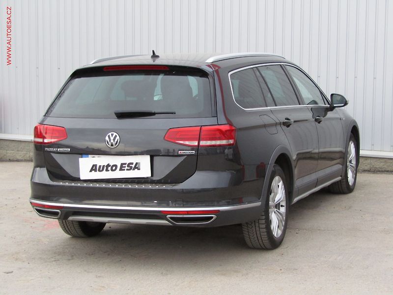 Volkswagen Passat (2018) 2.0TDI, ČR, Alltrack, DSG - fotka 4 z 22