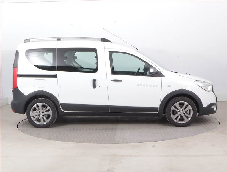 Dacia Dokker (2017) Stepway 1.2 TCe, 5Míst - fotka 6 z 19
