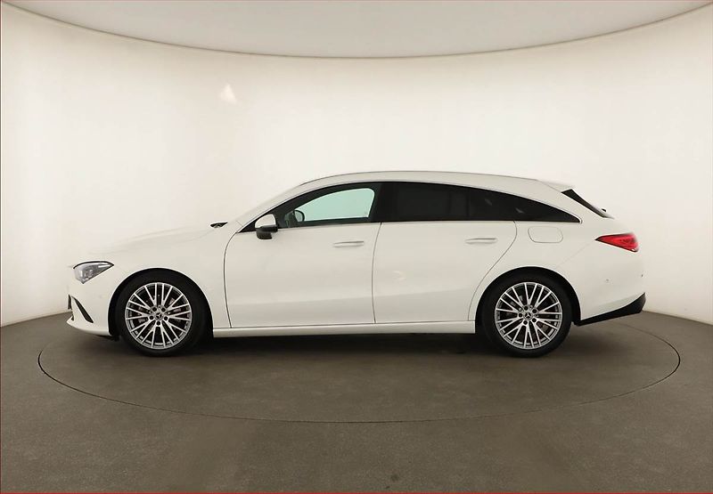 Mercedes-Benz CLA (2022) 200 d - fotka 3 z 22