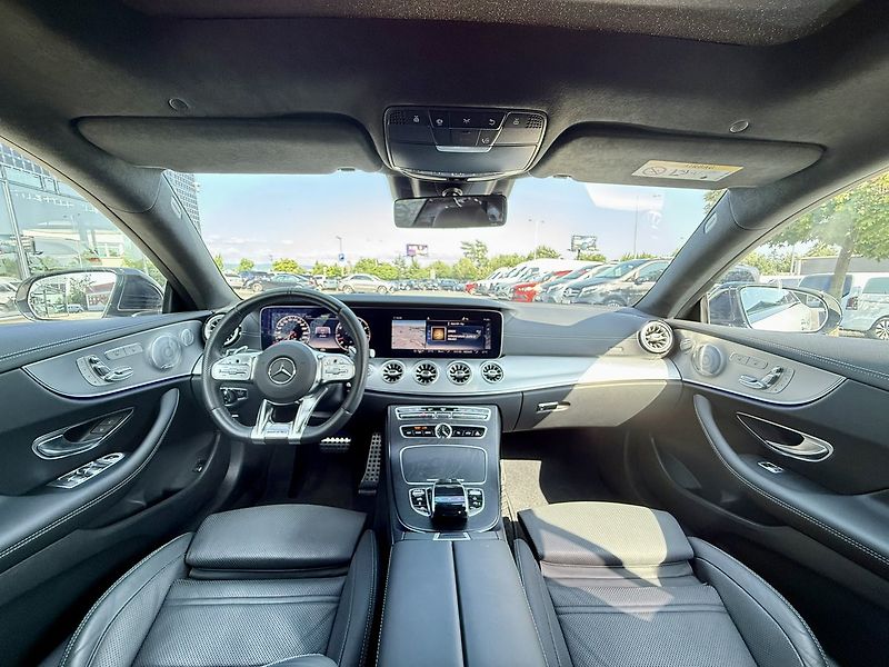 Mercedes-Benz Třídy E (2020) 53 AMG 4MATIC+ kupé - fotka 22 z 58