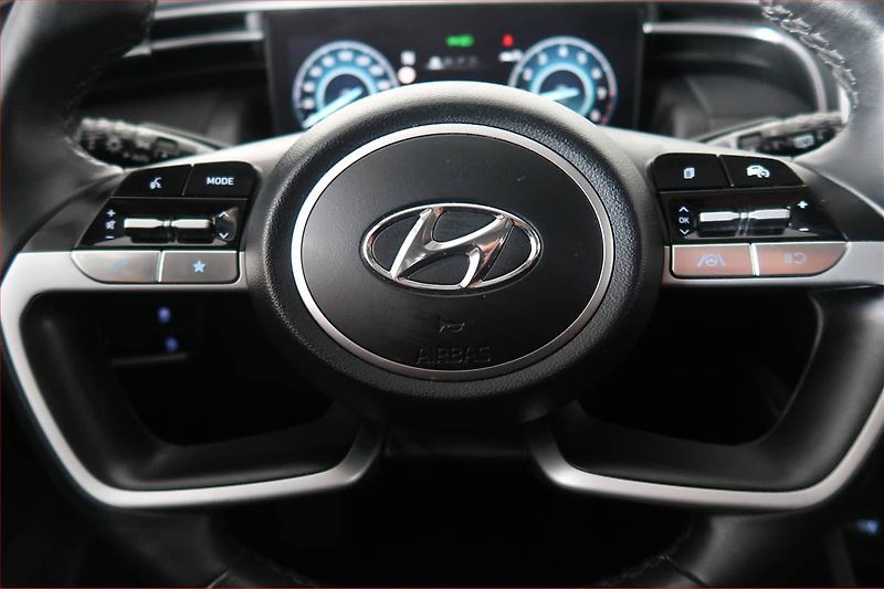 Hyundai Tucson (2024) 1.6 T-GDI 48V MHEV - fotka 16 z 19