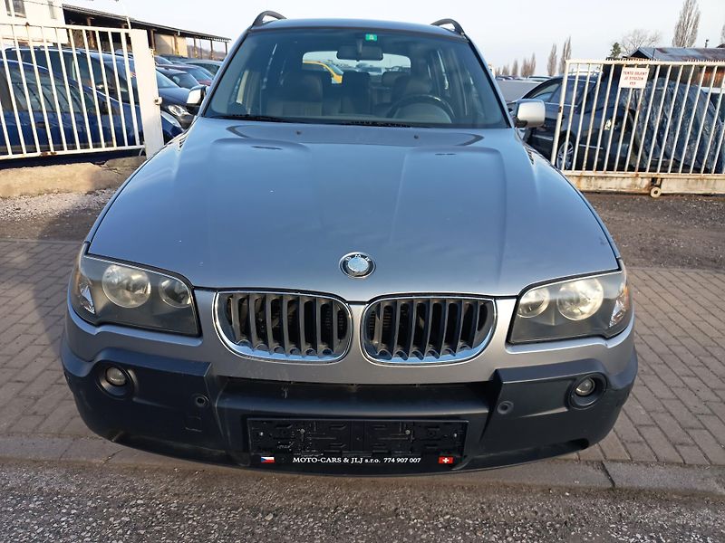 BMW X3 (2004) 3.0i automat - fotka 3 z 38