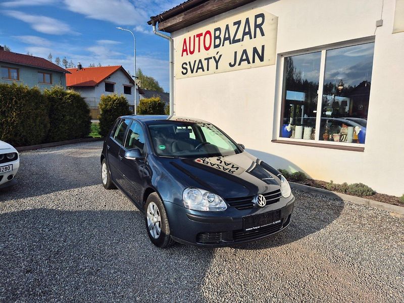 Volkswagen Golf (2005) 1.6 MPI Trend - fotka 2 z 30