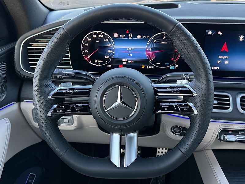 Mercedes-Benz GLS 350 d 4MATIC AMG Style E. - fotka 18 z 35