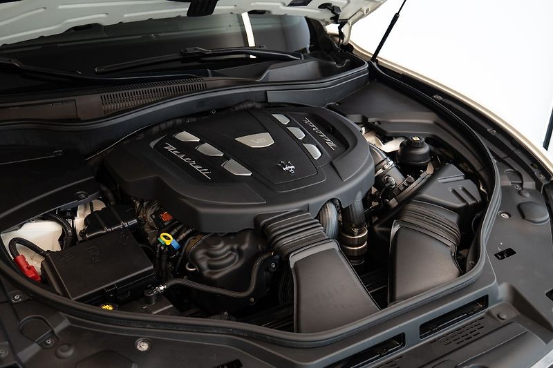Maserati Levante 360/Pano/Vyhřívaná/Ventilovaná - fotka 22 z 25