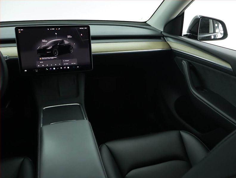 Tesla Model Y (2023) Long Range AWD 79kWh, SoH 92% - fotka 8 z 21
