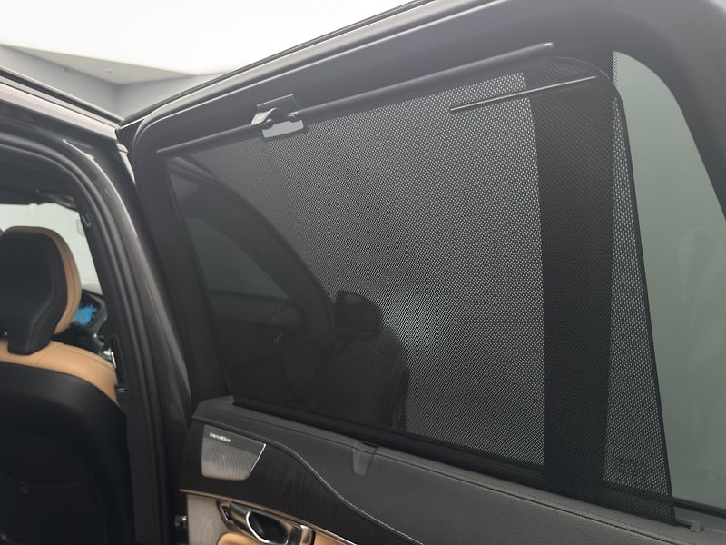 Volvo XC90 T8 AWD RECHARGE ULTIMATE 1.maj - fotka 31 z 57