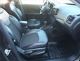 Jeep Compass (2019) 1.4 MultiAir, 4X4, Automat - náhled 9