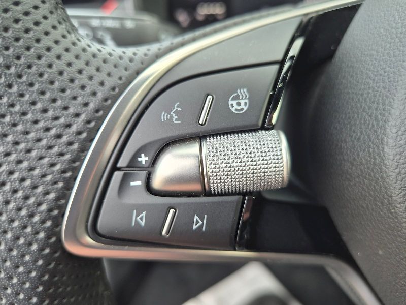 Škoda Scala (2025) Monte Carlo 1.0TSi 85kW 6°manu - fotka 22 z 30
