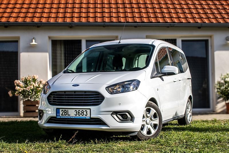 Ford Tourneo Courier - fotografie inzerátu
