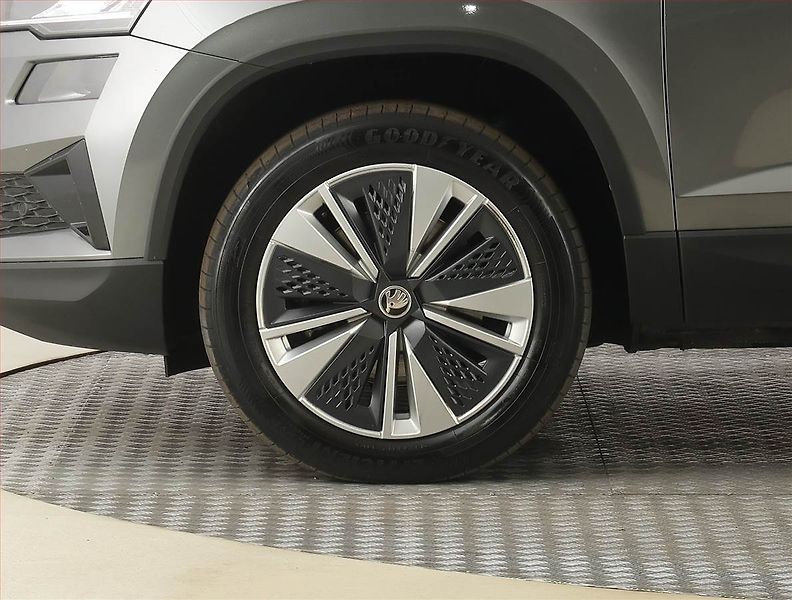 Škoda Karoq (2024) 2.0 TDI, digi klima - fotka 15 z 24