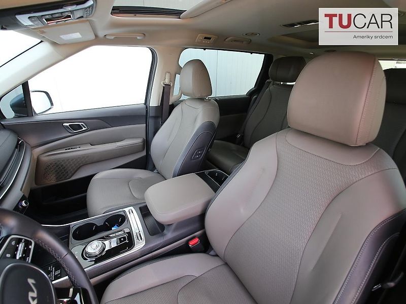 Kia Carnival (2024) 2.2 Diesel Automat 7 míst  - fotka 10 z 42