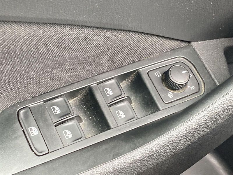 Škoda Kamiq (2022) 1.0 TSI Monte Carlo - fotka 21 z 37