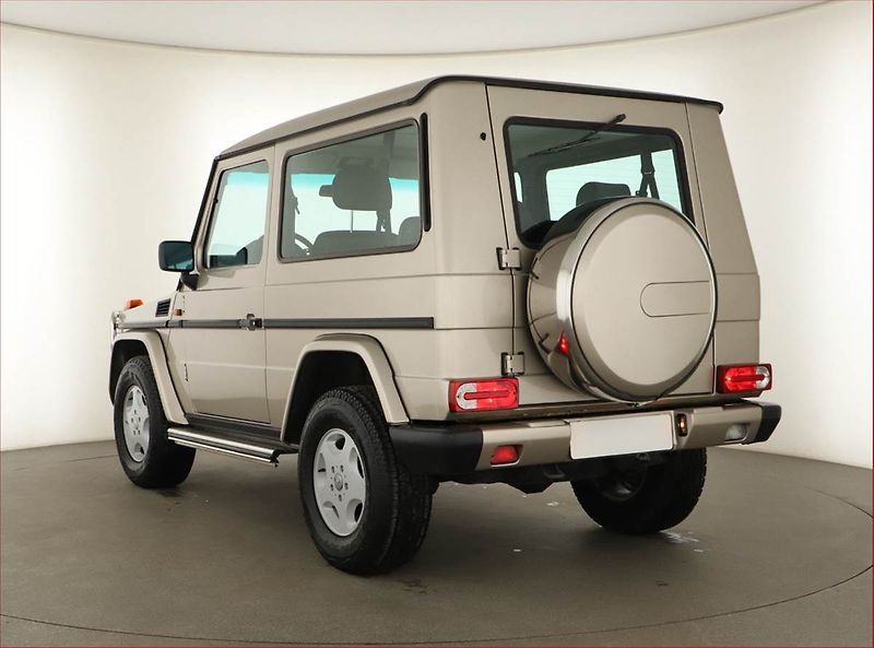 Mercedes-Benz Třídy G (1995) G 350 TD - fotka 4 z 20