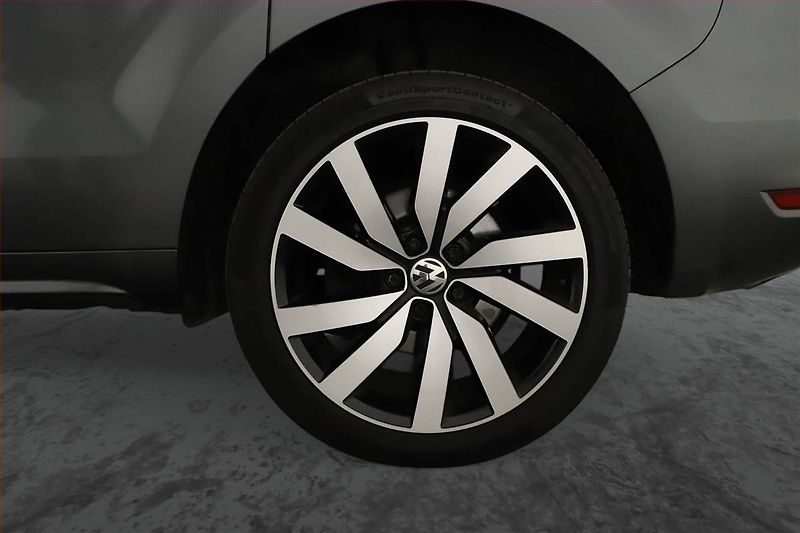 Volkswagen Sharan (2019) 2.0 TDI - fotka 13 z 23