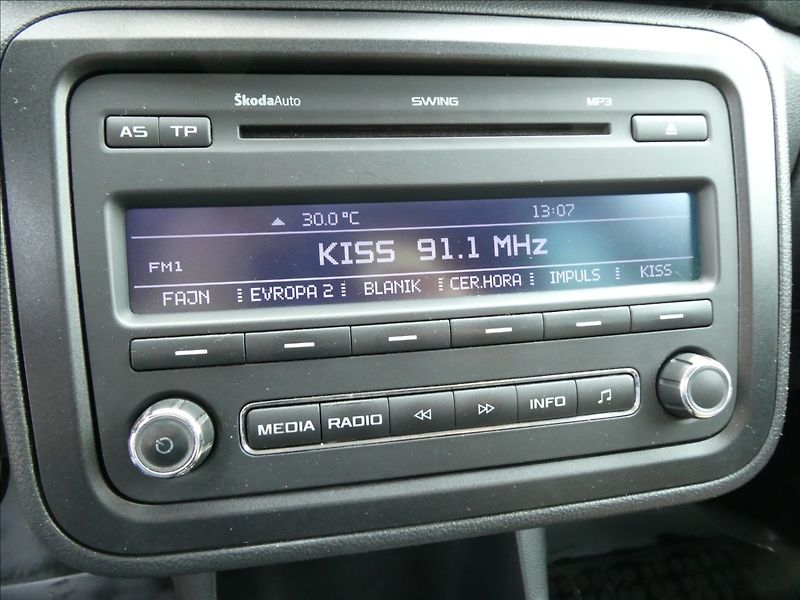 Škoda Roomster 1,2 TSi 2x kola,KLIMA,tempomat - fotka 28 z 43