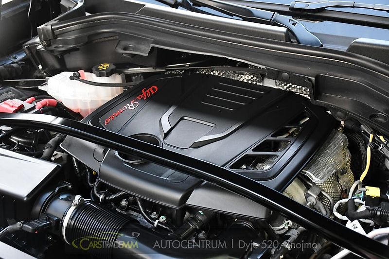 Alfa Romeo Stelvio 2.0T 16V 206kW VELOCE AT8 Q4 - fotka 46 z 49