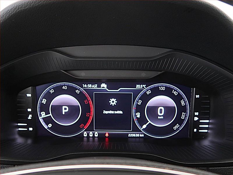 Škoda Karoq (2021) Style 2.0 TDI, Automat, ČR - fotka 11 z 17