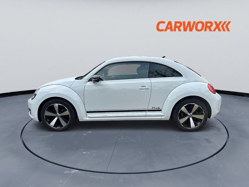 Volkswagen New Beetle (2015) 1.2Tsi 77kw Club - fotka 4 z 33