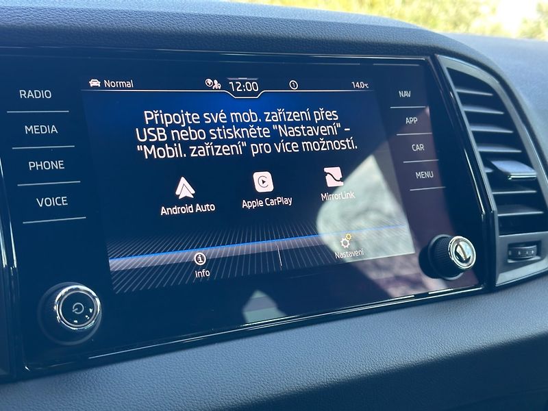 Škoda Karoq (2021) 1.5TSi SPORTLINE, VIRTUAL. - fotka 13 z 26