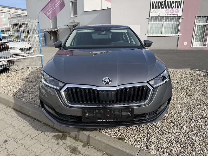 Škoda Octavia IV 2,0 TDi - Ambition PLUS - fotka 2 z 86