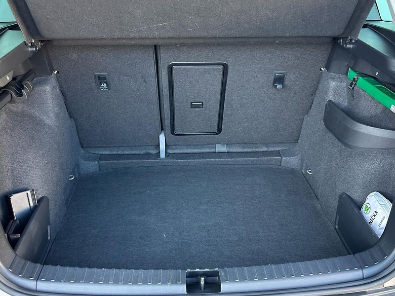 Škoda Karoq Style DSG ČR - fotka 10 z 25