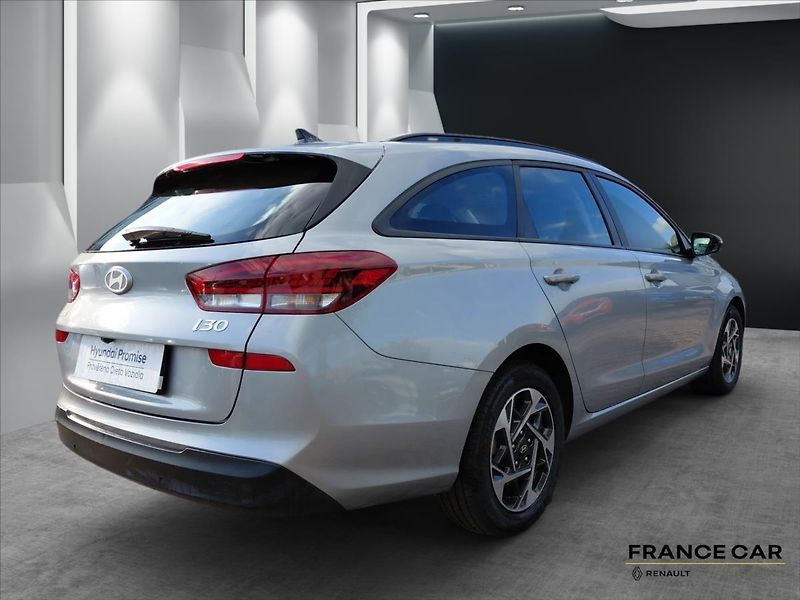 Hyundai i30 1,0   1.0 T-GDi Smart - fotka 5 z 25
