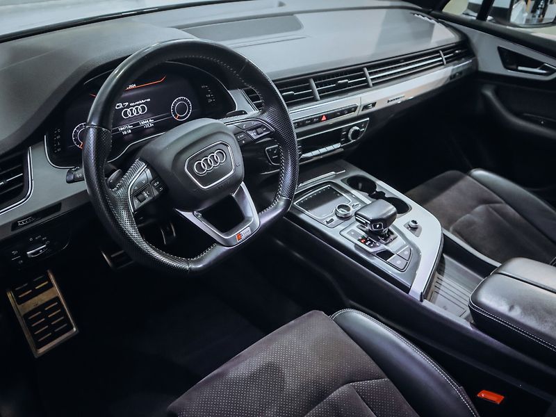 Audi Q7 3.0TDI, Quattro S-line 200kw - fotka 19 z 25